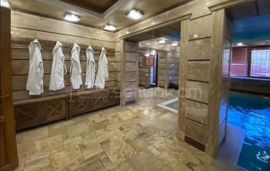 6 Սենյականոց Շքեղ Առանձնատուն, 250քմ, Լողավազանով