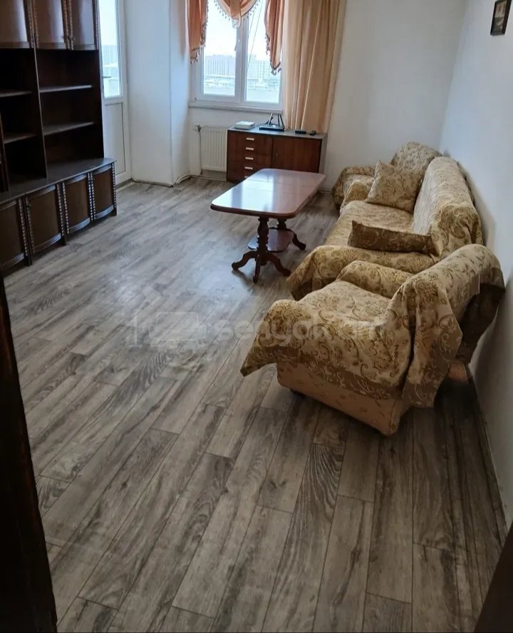 4 Սենյականոց Բնակարան Քարե Շենքում, 95քմ, 1/1 հարկ, Կապիտալ Վերանորոգված, Կահավորված, Արևկող