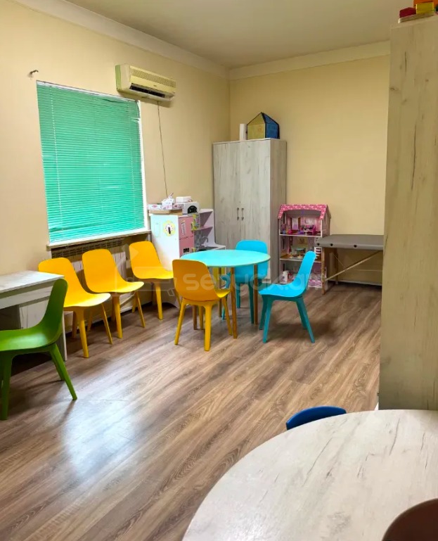 Օֆիսային Տարածք, 300քմ, Կապիտալ Վերանորոգված