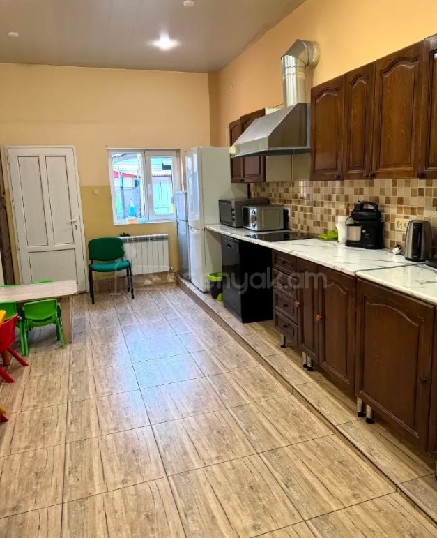 Օֆիսային Տարածք, 300քմ, Կապիտալ Վերանորոգված