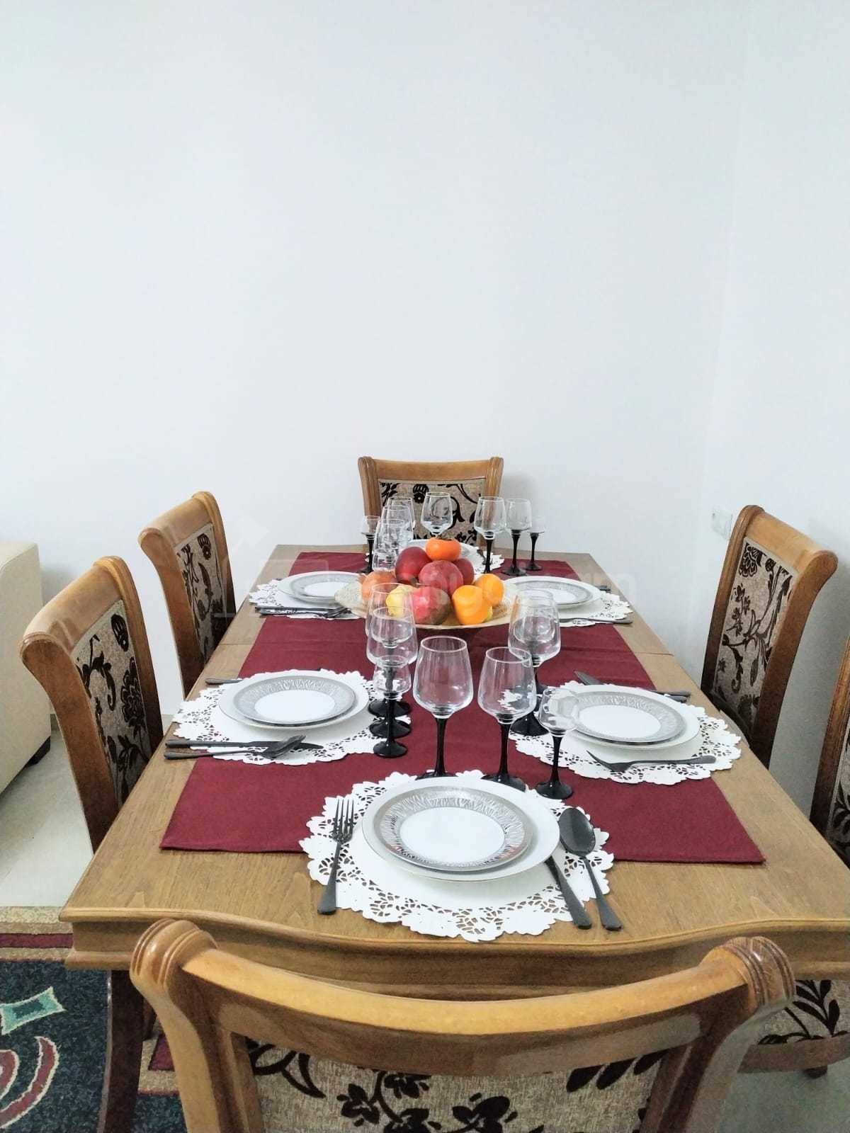 2 Սենյականոց Բնակարան Քարե Շենքում, 55քմ, 1/4 հարկ, Դիզայներական Վերանորոգված