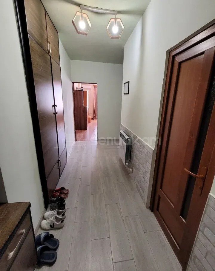 3 Սենյականոց Բնակարան, 63քմ, 2/12 հարկ, Կապիտալ Վերանորոգված