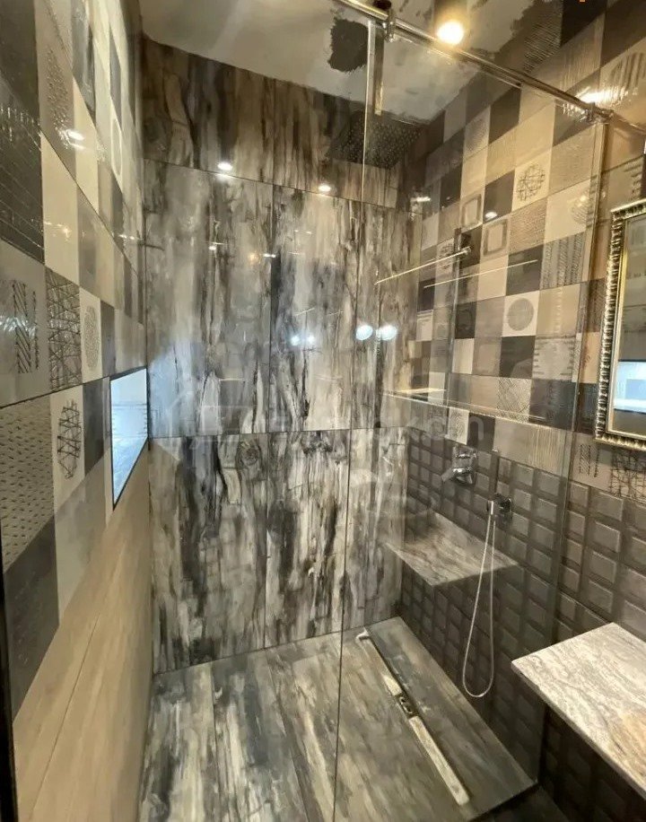 1 Սենյականոց Բնակարան Քարե Շենքում, 35քմ, 4/4 հարկ, Կապիտալ Վերանորոգված