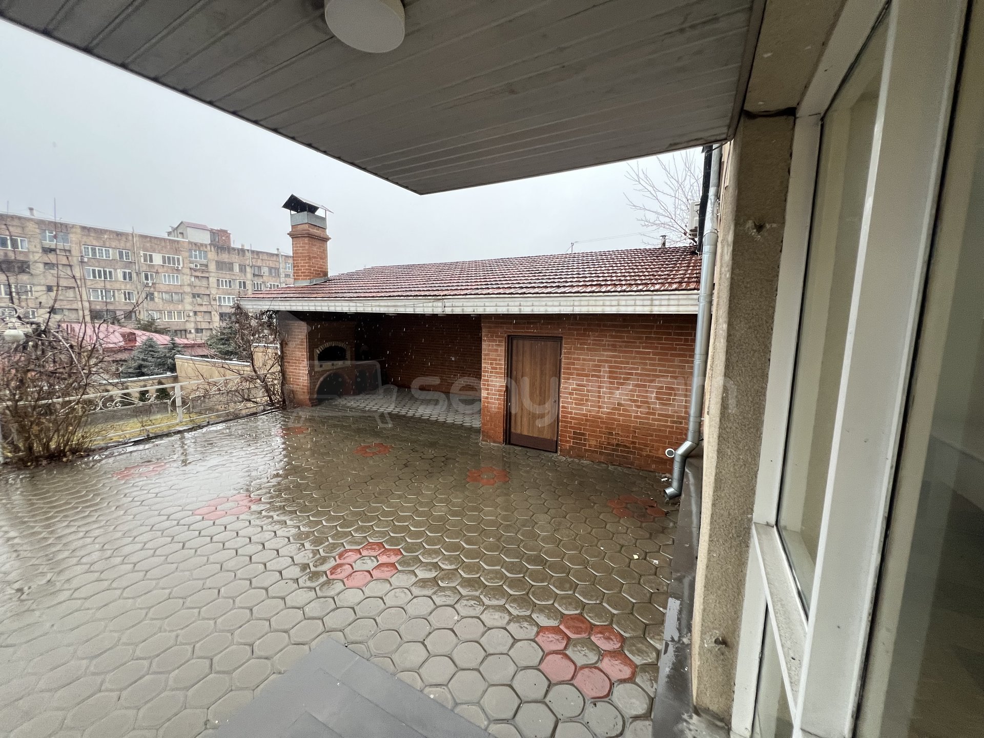 Նորակառույց Օֆիսային Տարածք, 740քմ