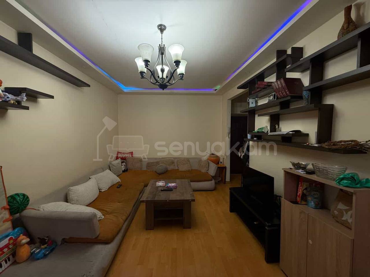 2 Սենյականոց Բնակարան Քարե Շենքում, 40քմ, 5/6 հարկ, Կապիտալ Վերանորոգված, Կահավորված, Արևկող