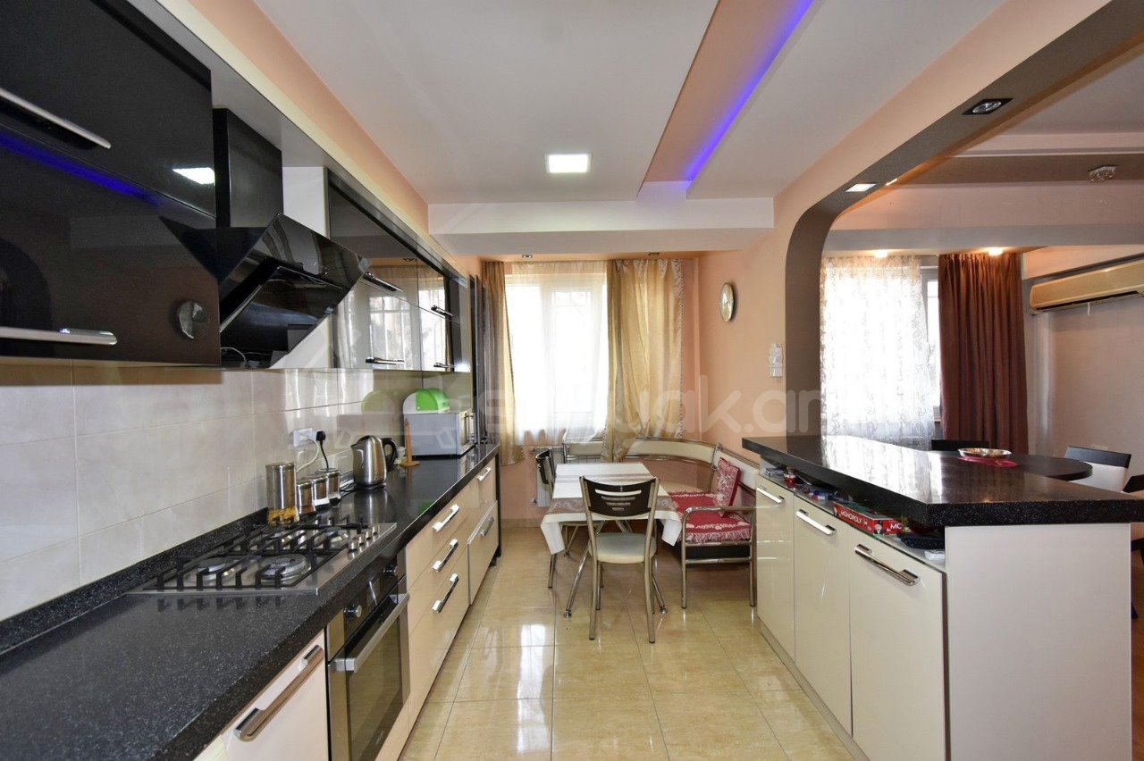 3 Սենյականոց Բնակարան, 96քմ, 2/11 հարկ, Դիզայներական Վերանորոգված