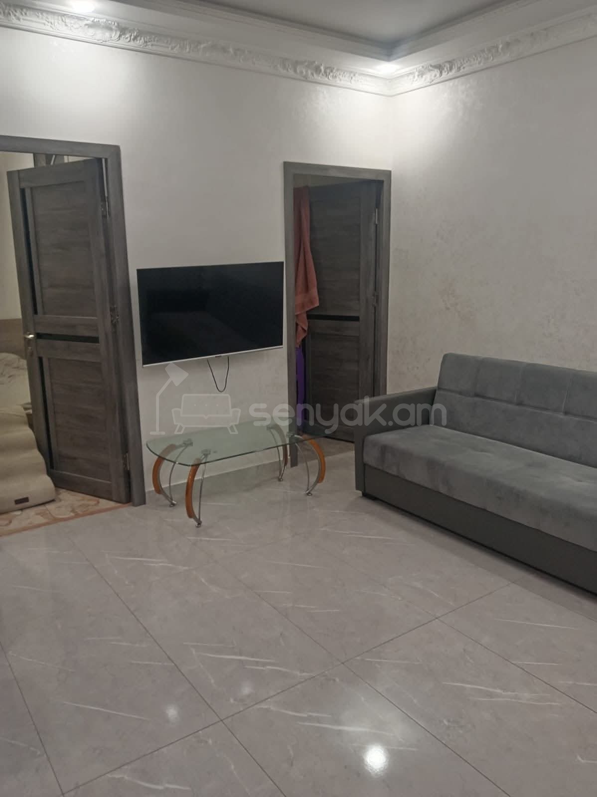 3 Սենյականոց Բնակարան Քարե Շենքում, 62քմ, 2/2 հարկ, Կապիտալ Վերանորոգված, Կահավորված