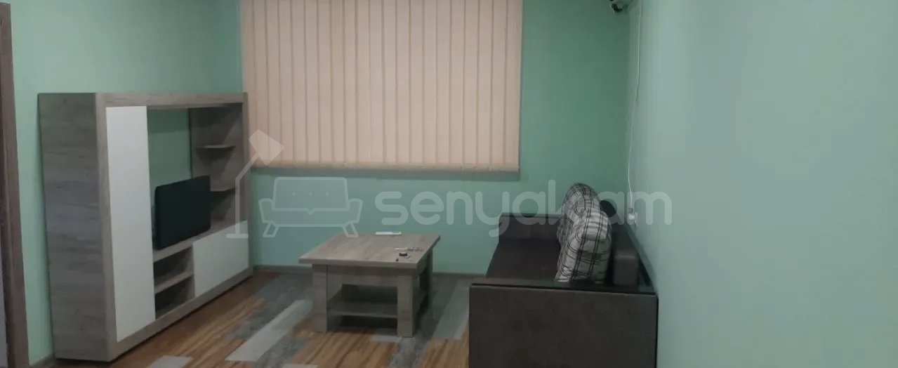 2 Սենյականոց Բնակարան Քարե Շենքում, 48քմ, 1/1 հարկ, Նորմալ Վիճակում, Կահավորված, Արևկող