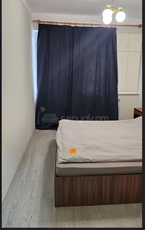 3 Սենյականոց Բնակարան Քարե Շենքում, 70քմ, 3/5 հարկ, Կապիտալ Վերանորոգված, Կահավորված