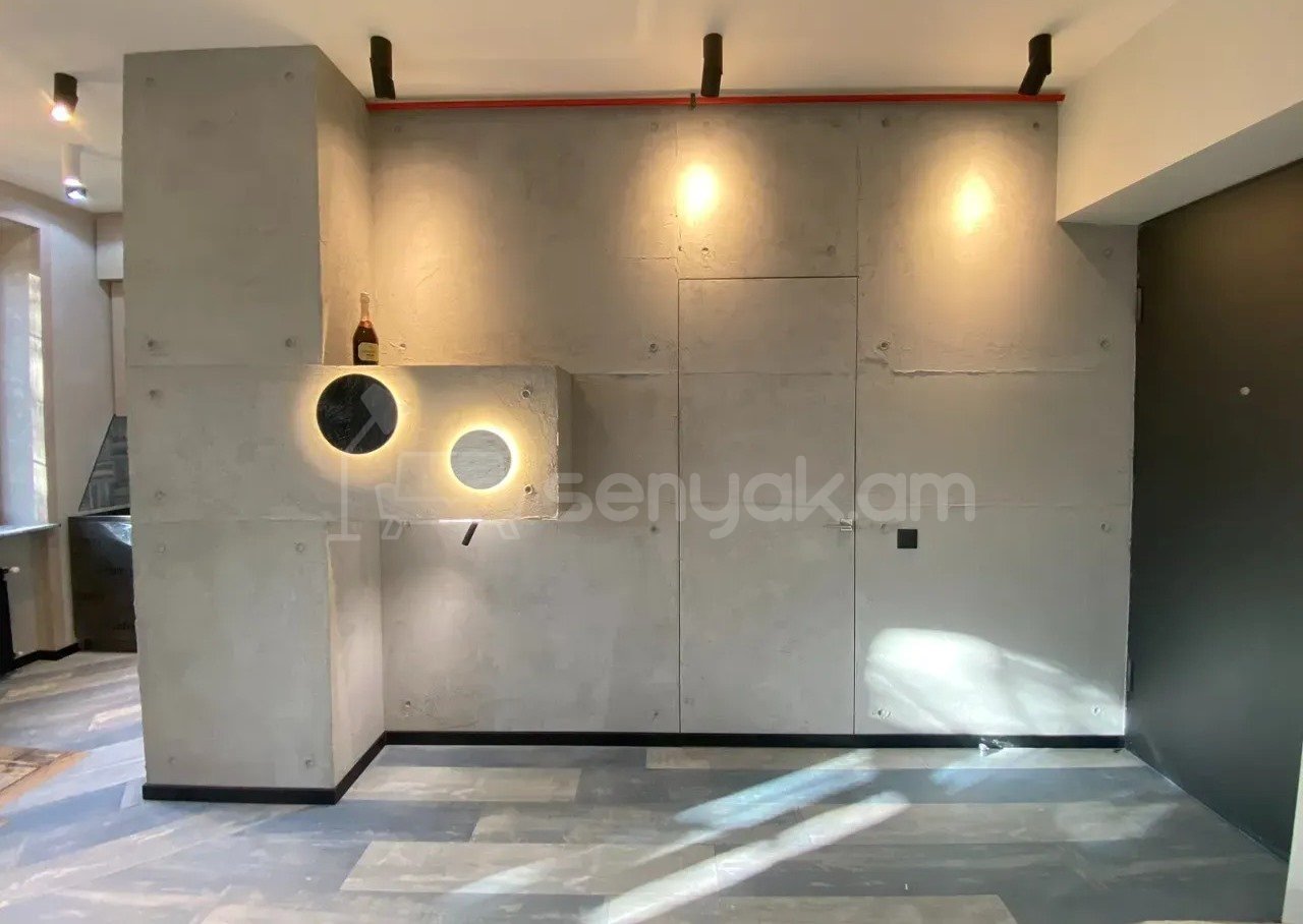 1 Սենյականոց Բնակարան Քարե Շենքում, 35քմ, 4/4 հարկ, Կապիտալ Վերանորոգված