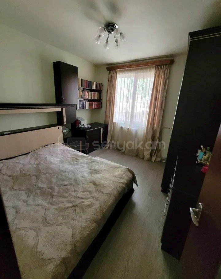 3 Սենյականոց Բնակարան, 63քմ, 2/12 հարկ, Նորմալ Վիճակում