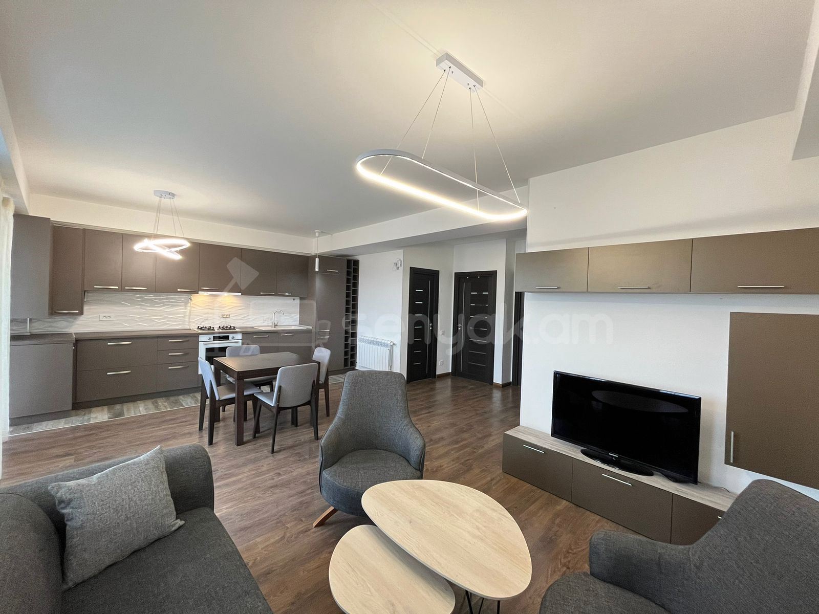 3 Սենյականոց Բնակարան Նորակառույցում, 67քմ, 1/2 հարկ, Դիզայներական Վերանորոգված