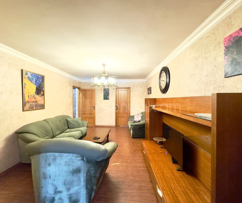 2 Սենյականոց Բնակարան Քարե Շենքում, 59քմ, 2/5 հարկ, Կապիտալ Վերանորոգված