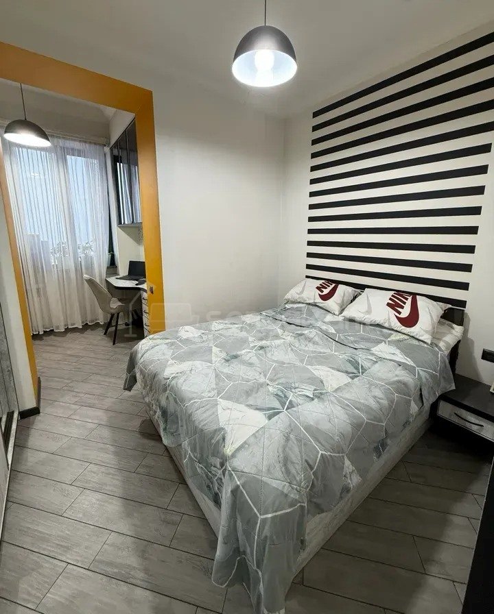 2 Սենյականոց Բնակարան Քարե Շենքում, 47քմ, 3/4 հարկ, Դիզայներական Վերանորոգված