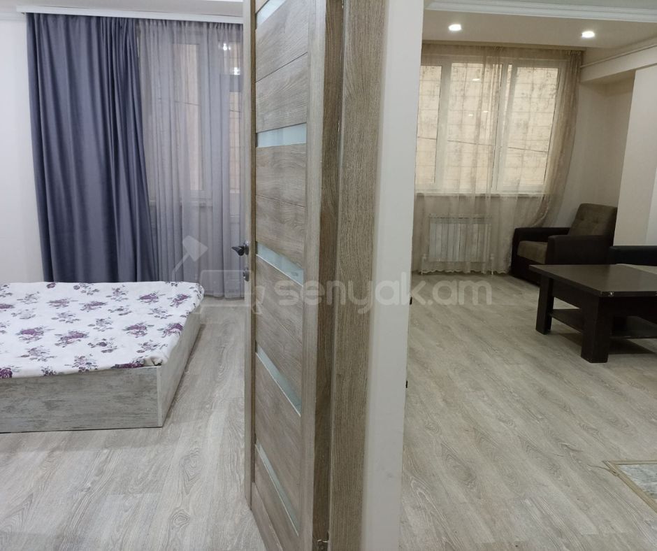 2 Սենյականոց Բնակարան, 50քմ, 2/9 հարկ, Կապիտալ Վերանորոգված, Կահավորված, Արևկող