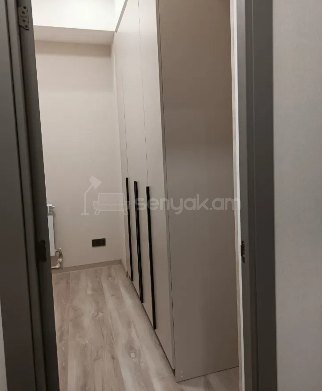 3 Սենյականոց Բնակարան Նորակառույցում, 57քմ, 12/14 հարկ, Կապիտալ Վերանորոգված, Կահավորված