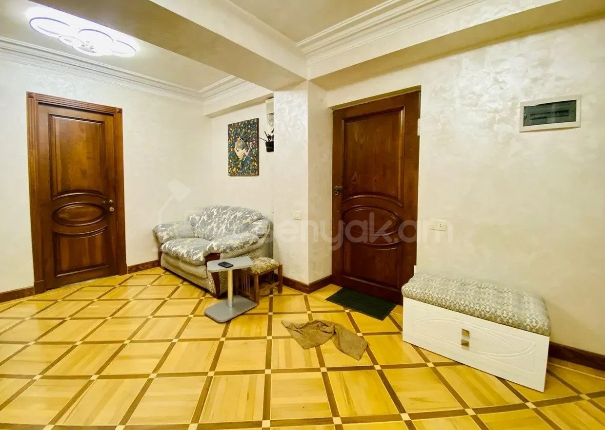 3 Սենյականոց Բնակարան, 87քմ, 4/12 հարկ, Կապիտալ Վերանորոգված