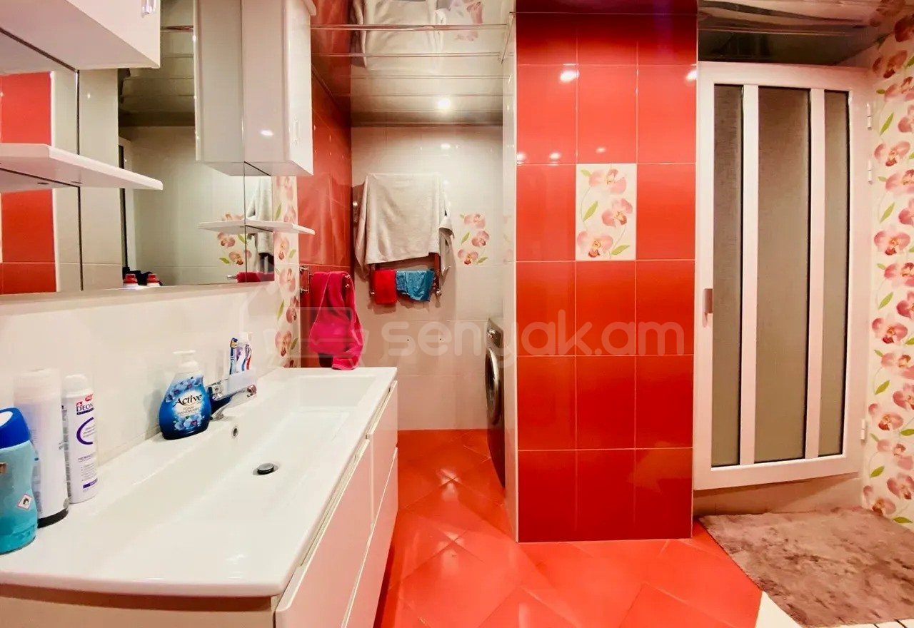 3 Սենյականոց Բնակարան, 87քմ, 4/12 հարկ, Կապիտալ Վերանորոգված