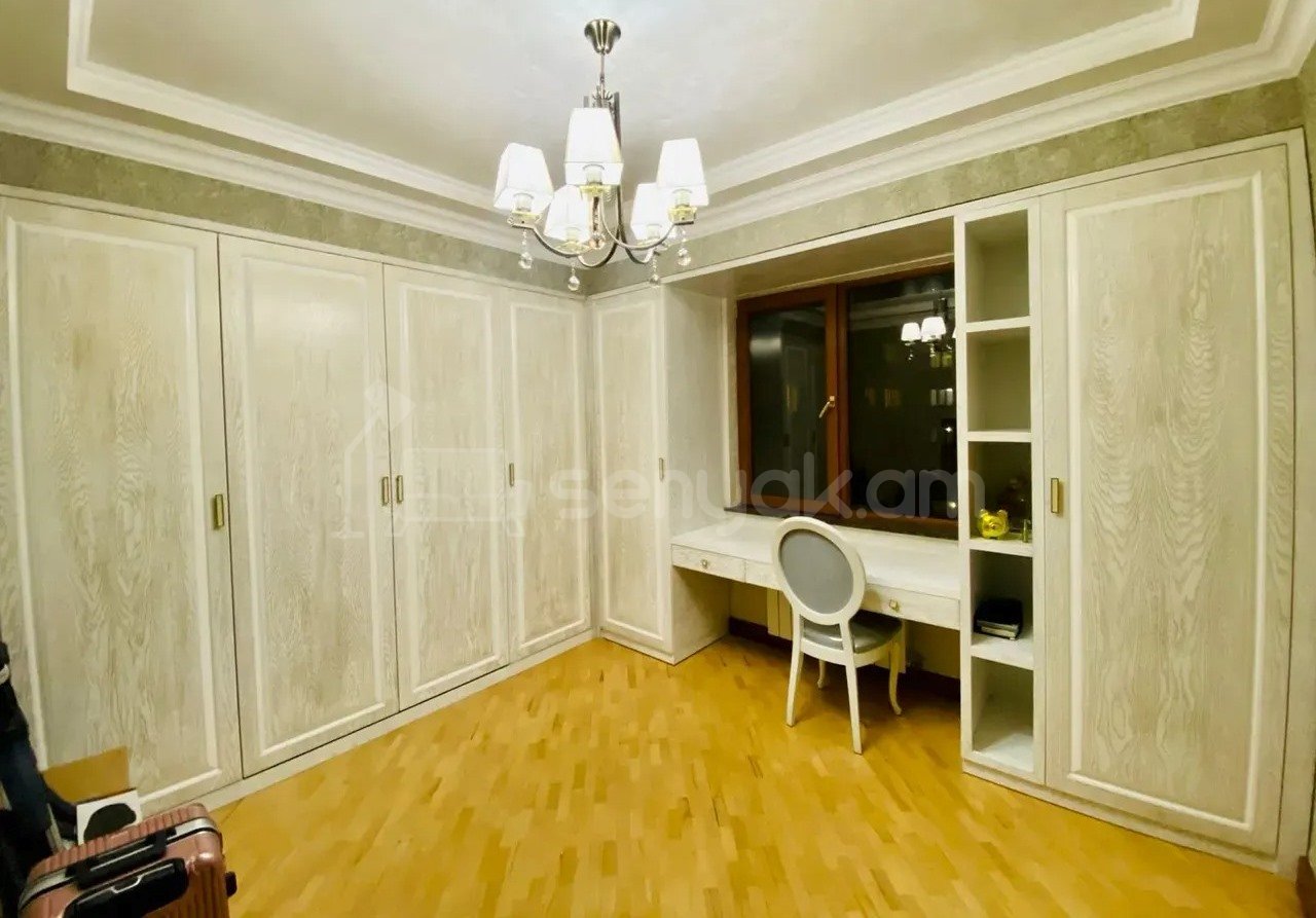 3 Սենյականոց Բնակարան, 87քմ, 4/12 հարկ, Կապիտալ Վերանորոգված