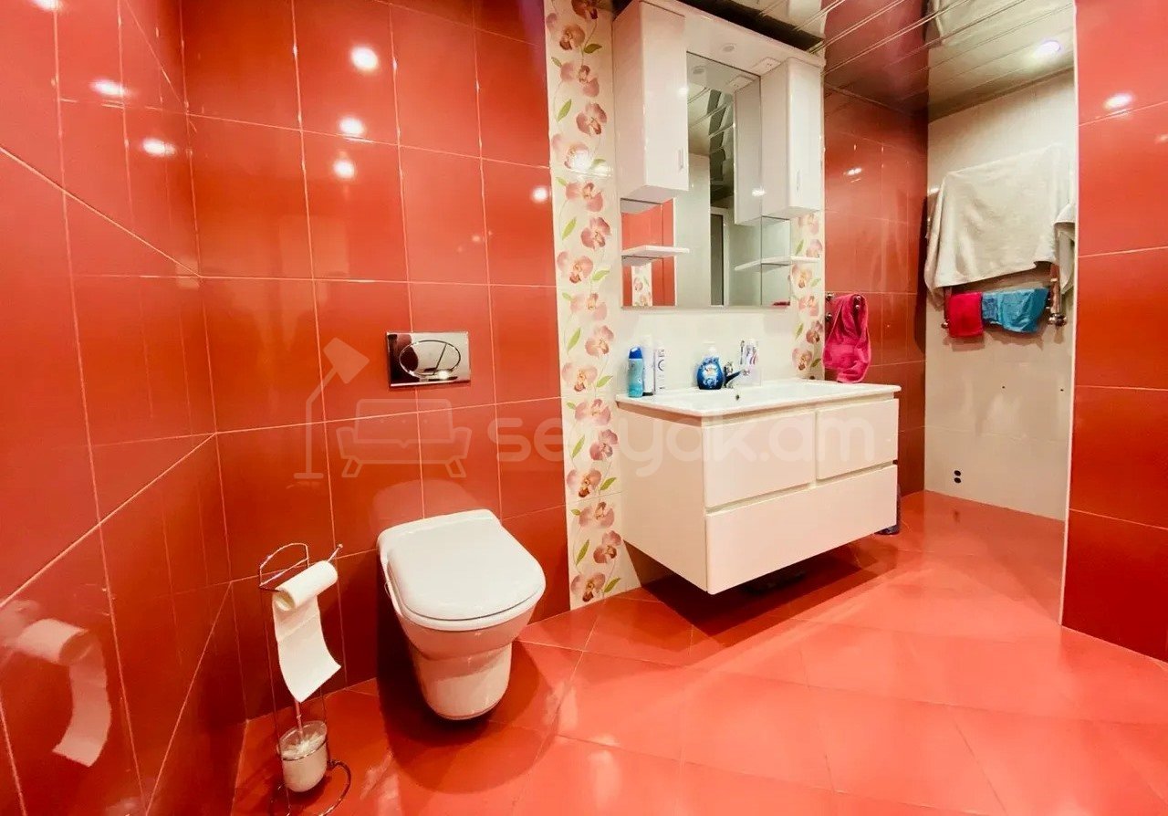 3 Սենյականոց Բնակարան, 87քմ, 4/12 հարկ, Կապիտալ Վերանորոգված