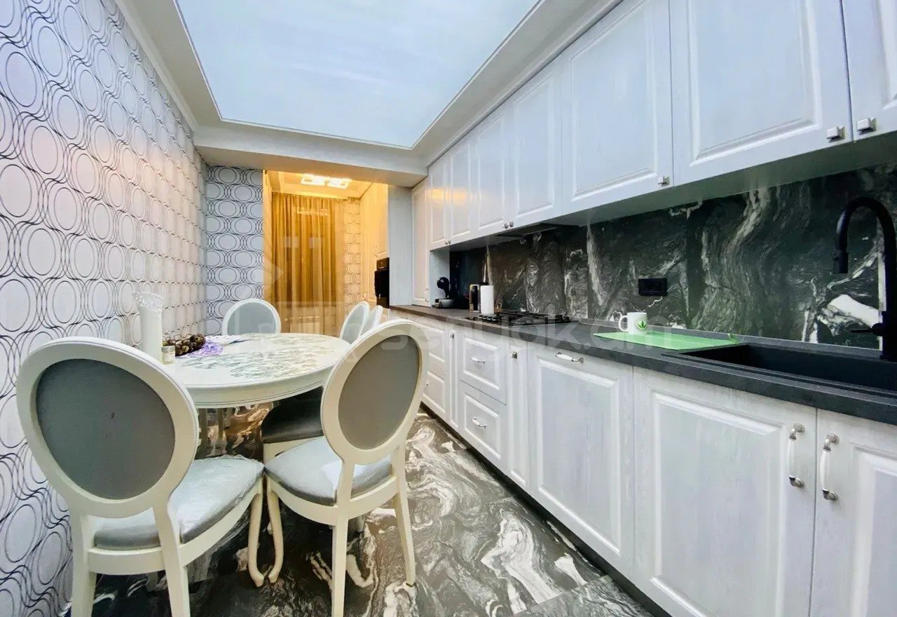 3 Սենյականոց Բնակարան, 87քմ, 4/12 հարկ, Կապիտալ Վերանորոգված