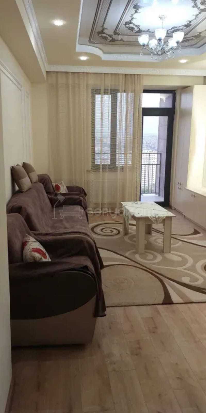 3 Սենյականոց Բնակարան Նորակառույցում, 76քմ, 7/14 հարկ, Դիզայներական Վերանորոգված, Կահավորված