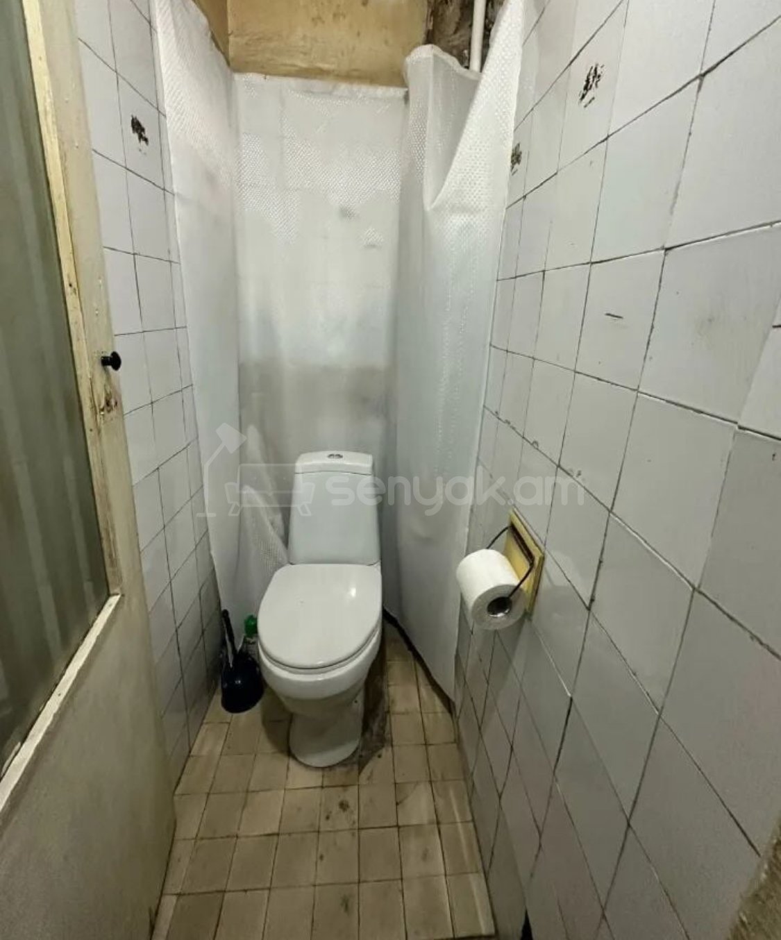 3 Սենյականոց Բնակարան Քարե Շենքում, 97քմ, 1/5 հարկ, Պետական Վիճակում