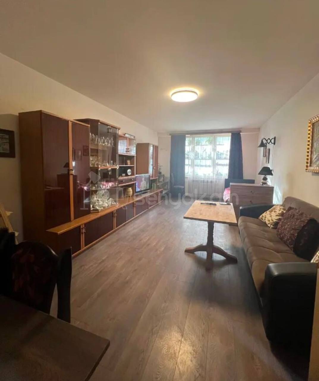 3 Սենյականոց Բնակարան Քարե Շենքում, 82քմ, 5/6 հարկ, Կապիտալ Վերանորոգված