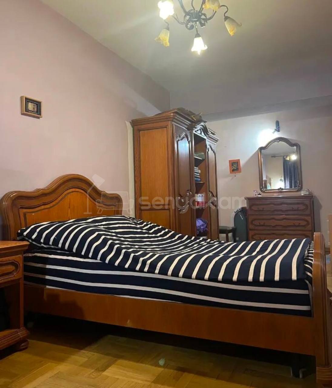 3 Սենյականոց Բնակարան Քարե Շենքում, 82քմ, 5/6 հարկ, Կապիտալ Վերանորոգված