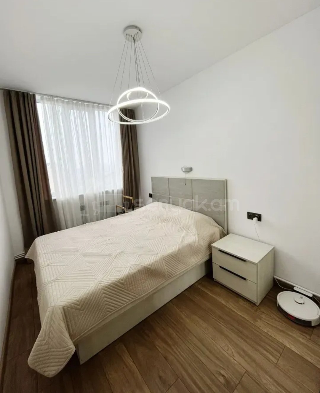 2 Սենյականոց Բնակարան, 42քմ, 6/9 հարկ, Կապիտալ Վերանորոգված, Կահավորված