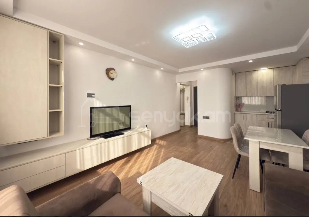 2 Սենյականոց Բնակարան, 42քմ, 6/9 հարկ, Կապիտալ Վերանորոգված, Կահավորված