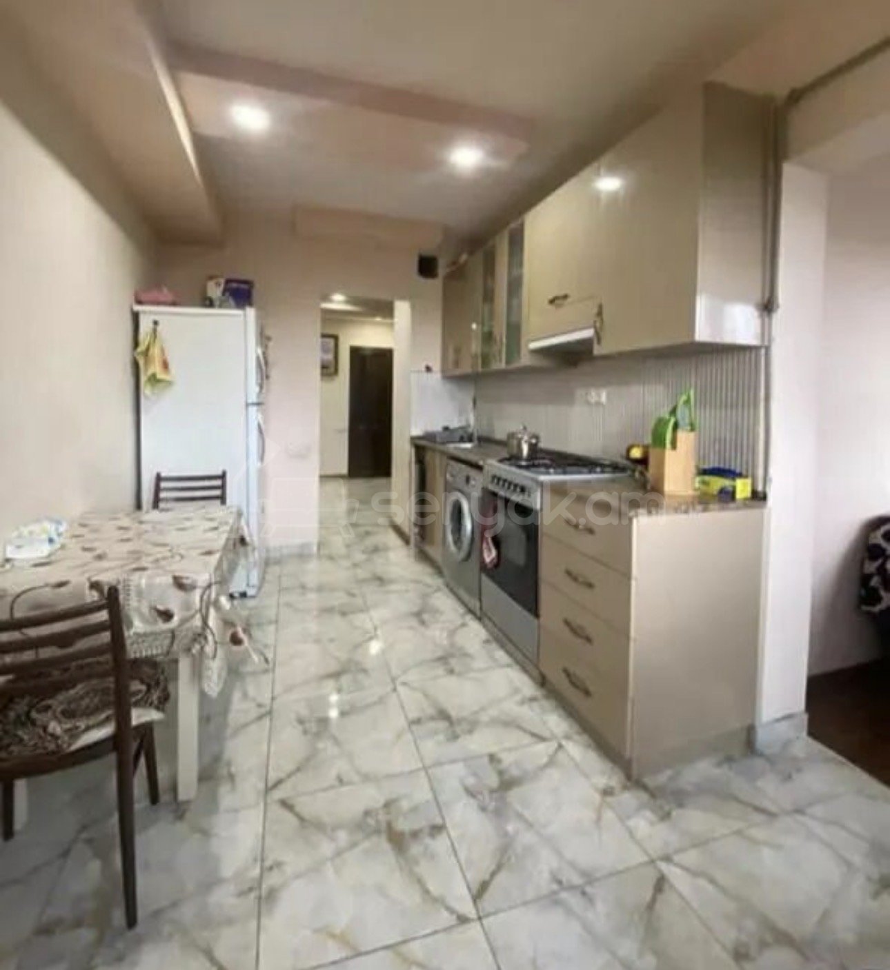 3 Սենյականոց Բնակարան, 65քմ, 10/14 հարկ, Կապիտալ Վերանորոգված