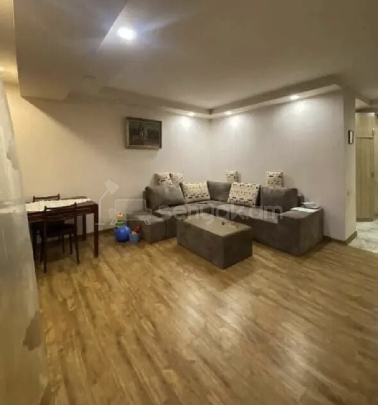 3 Սենյականոց Բնակարան, 65քմ, 10/14 հարկ, Կապիտալ Վերանորոգված