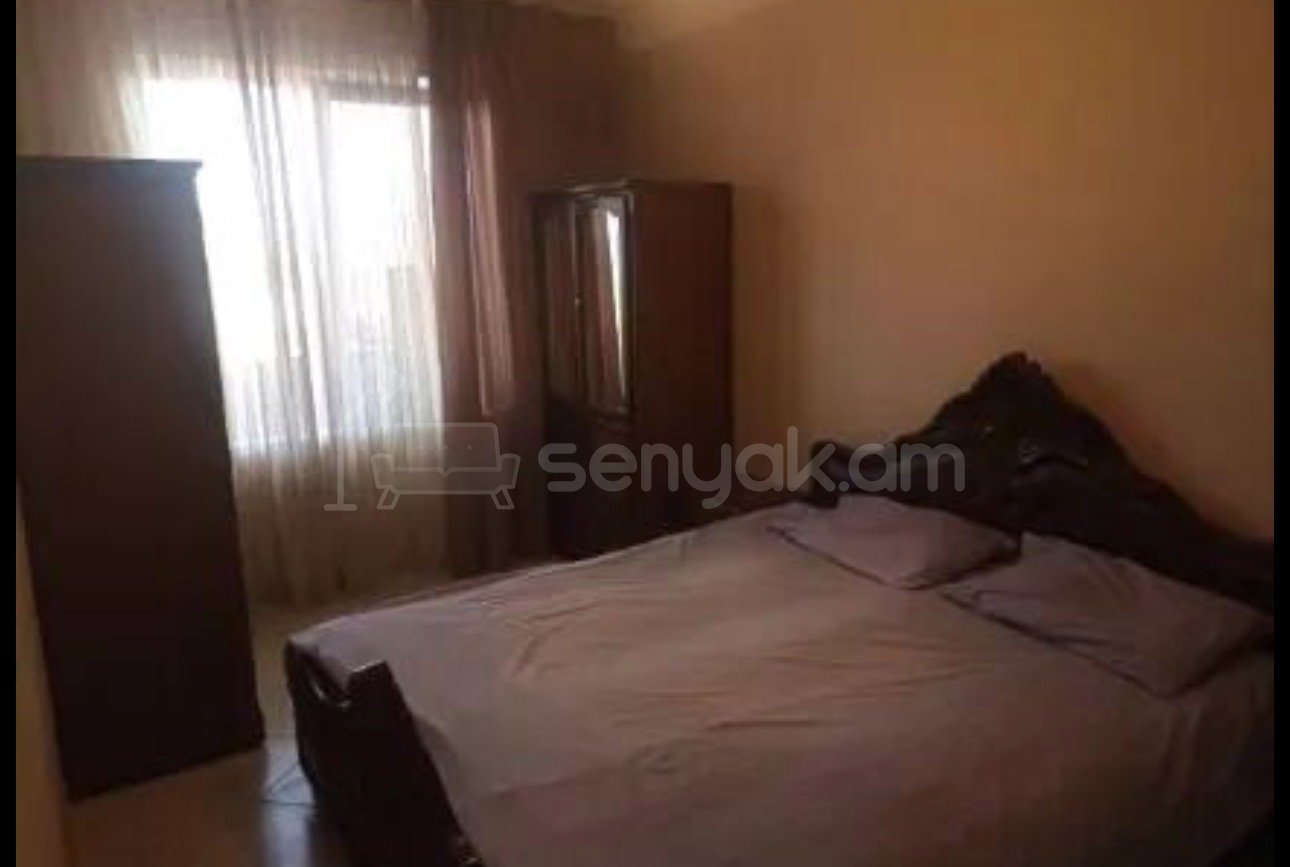 3 Սենյականոց Բնակարան Քարե Շենքում, 76քմ, 4/5 հարկ, Կապիտալ Վերանորոգված