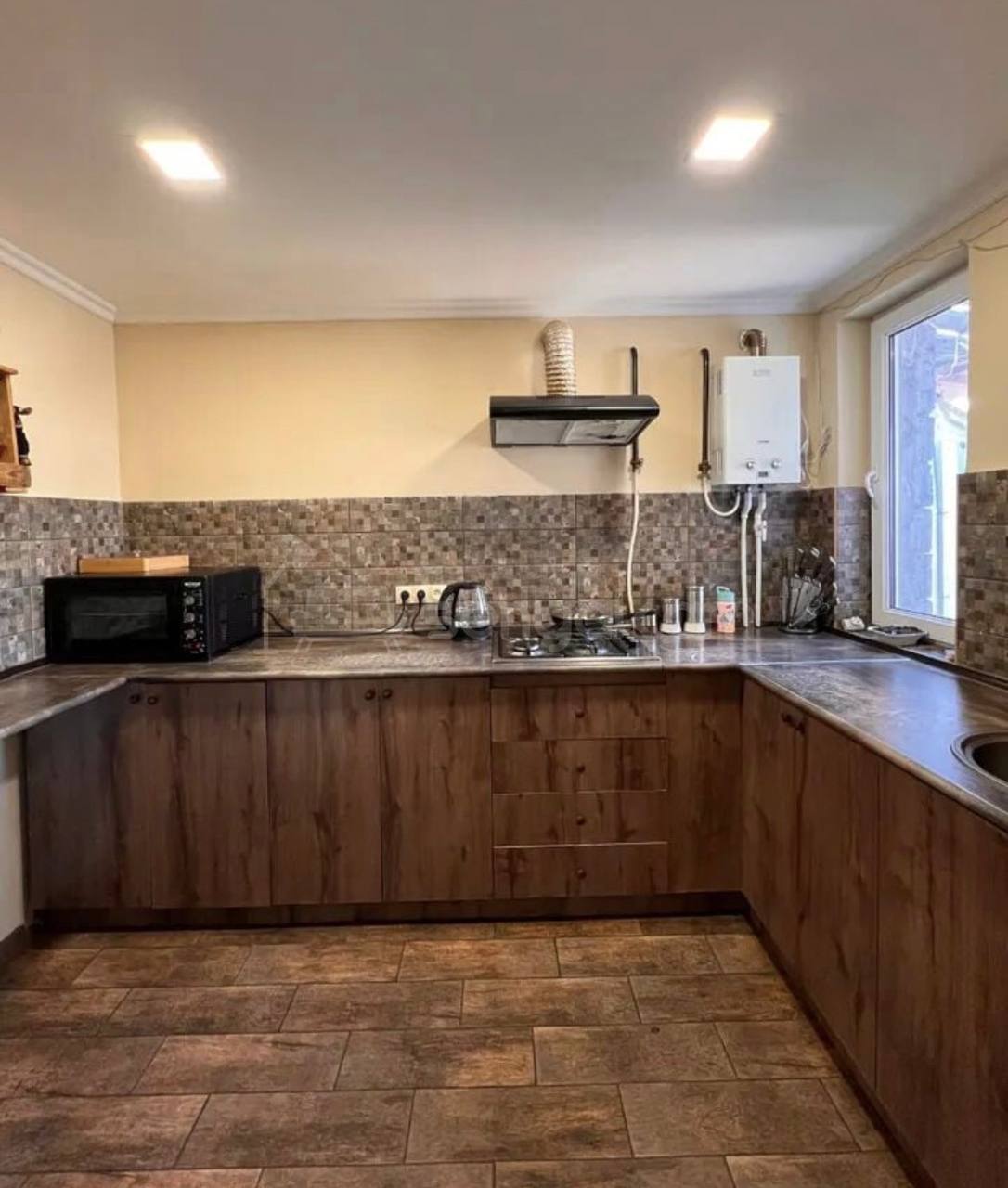 4 Սենյականոց Սեփական Տուն, 114քմ, Կապիտալ Վերանորոգված