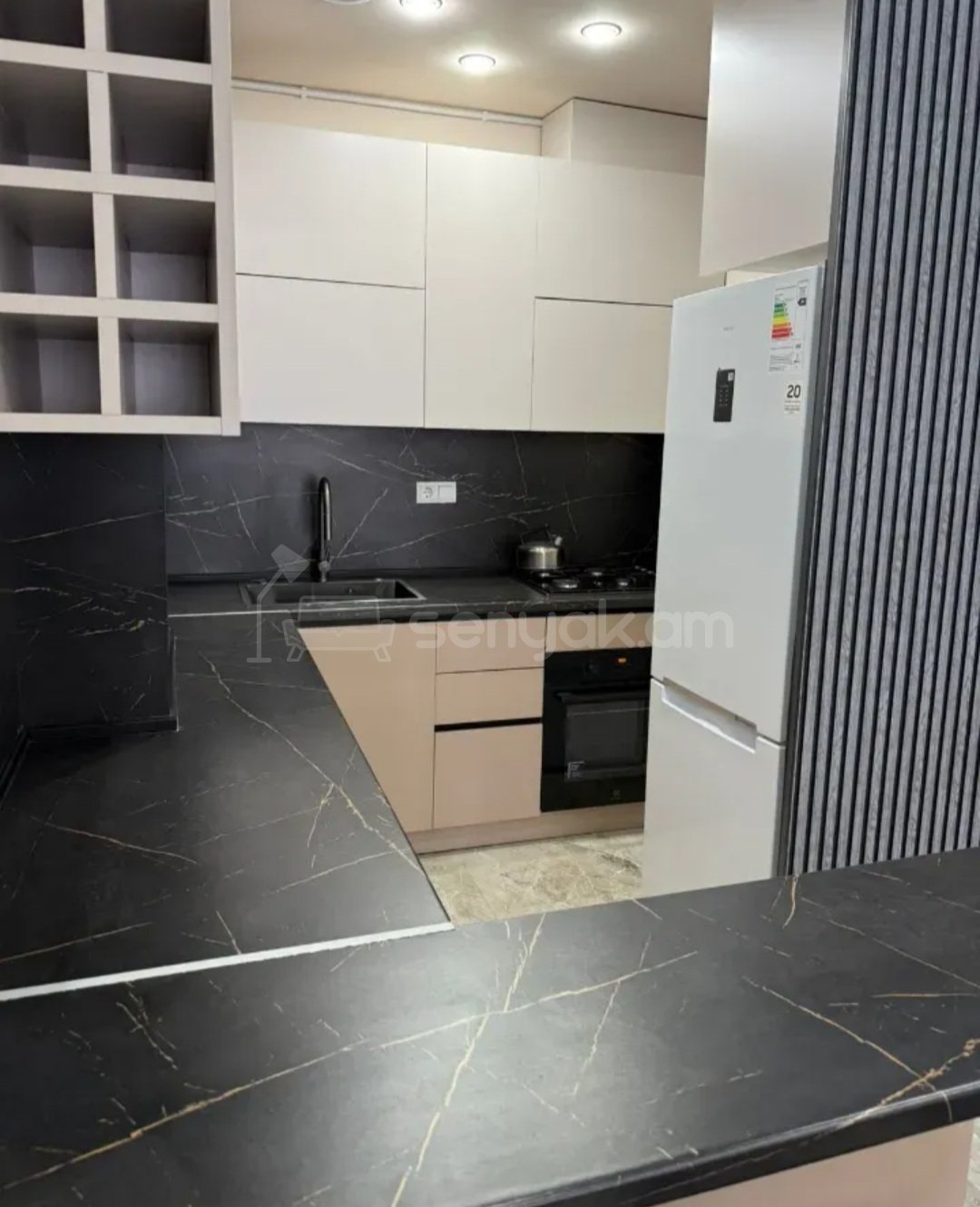 2 Սենյականոց Բնակարան Նորակառույցում, 57քմ, 3/14 հարկ, Դիզայներական Վերանորոգված, Կահավորված, Արևկող