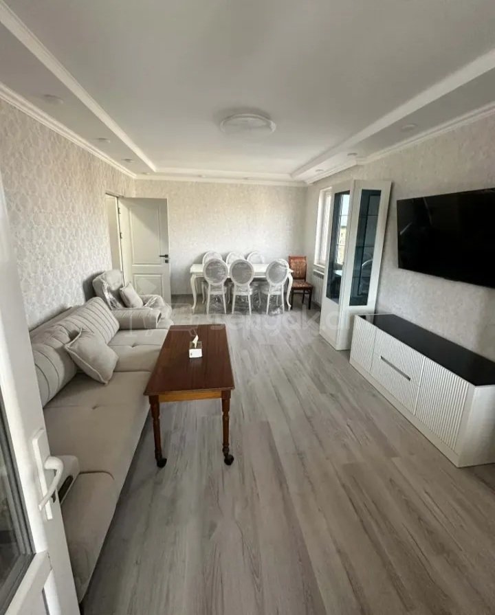 2 Սենյականոց Բնակարան Քարե Շենքում, 47քմ, 8/9 հարկ, Դիզայներական Վերանորոգված, Կահավորված