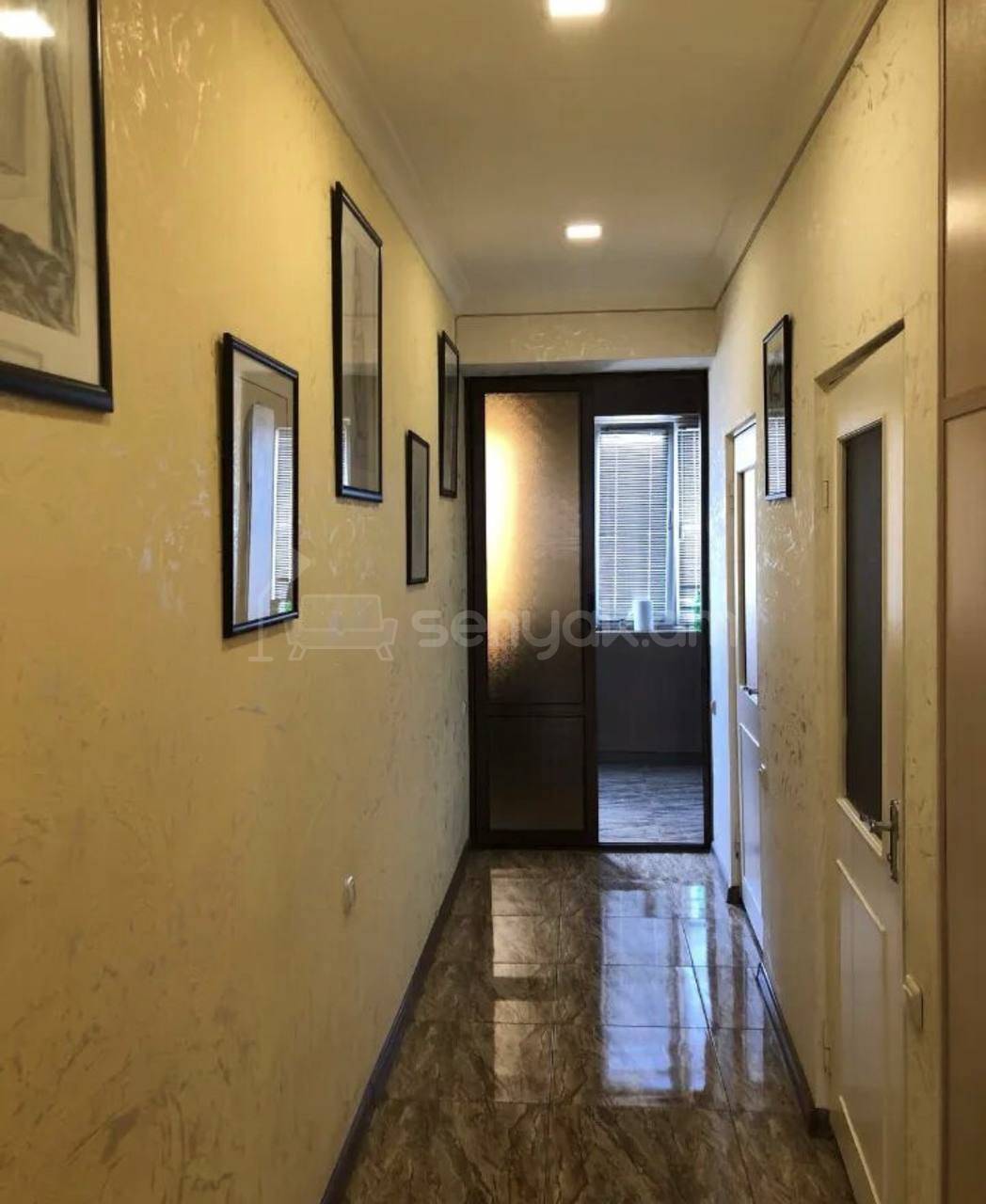 3 Սենյականոց Բնակարան Քարե Շենքում, 80քմ, 4/4 հարկ, Կապիտալ Վերանորոգված