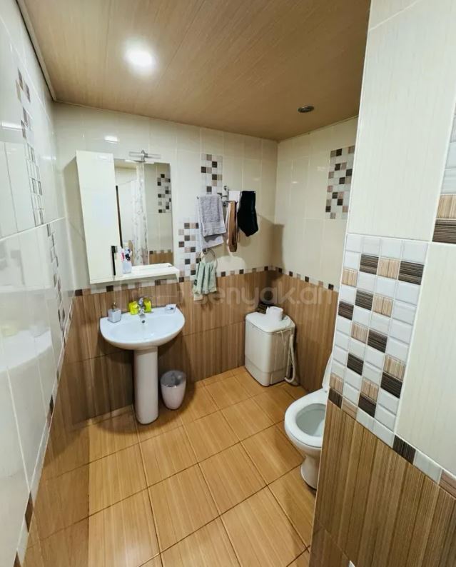 3 Սենյականոց Բնակարան, 68քմ, 2/9 հարկ, Նորմալ Վիճակում