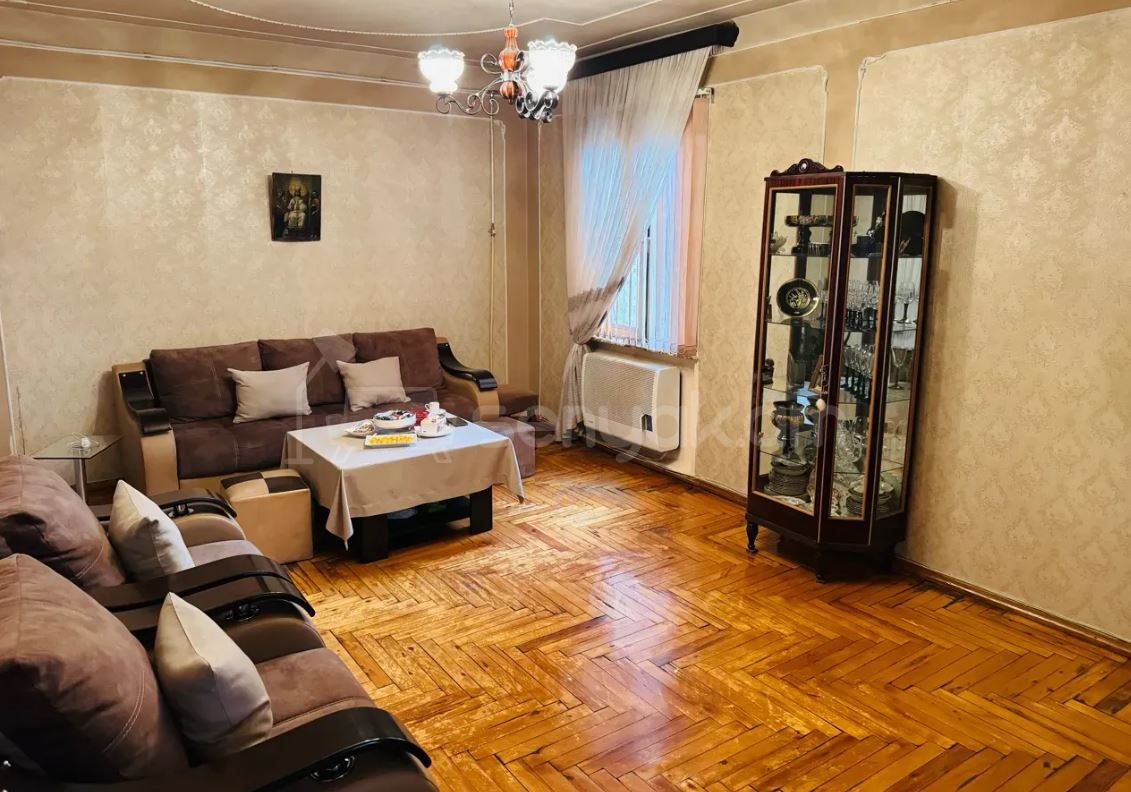 3 Սենյականոց Բնակարան, 68քմ, 2/9 հարկ, Նորմալ Վիճակում