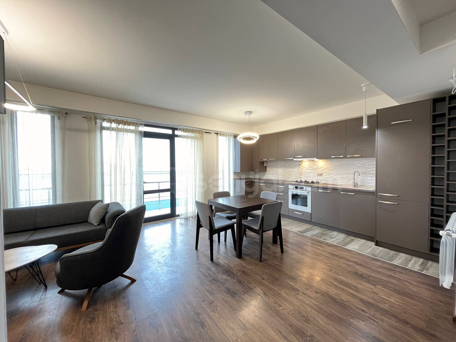 3 Սենյականոց Բնակարան Նորակառույցում, 67քմ, 1/2 հարկ, Կապիտալ Վերանորոգված