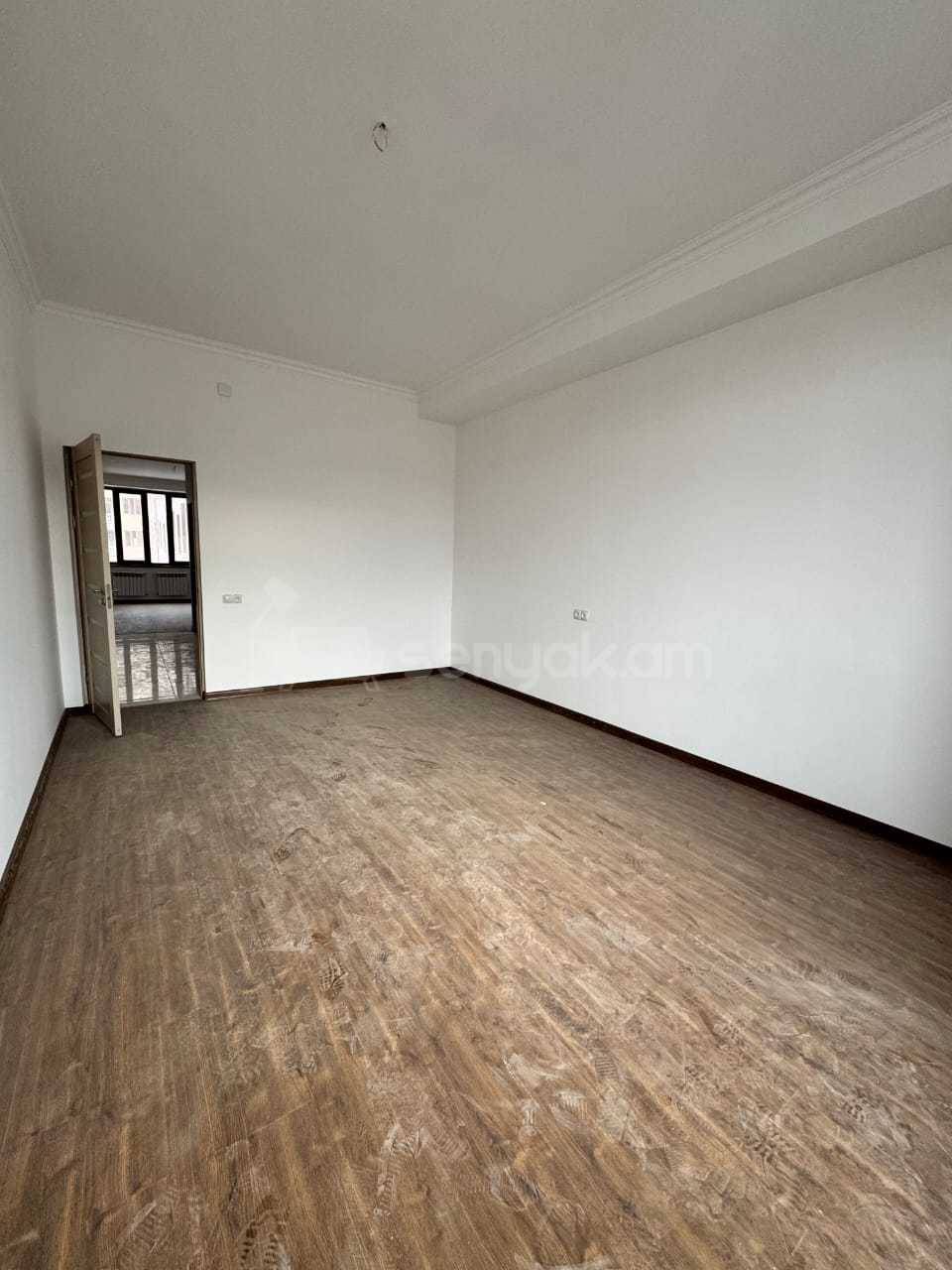 3 Սենյականոց Բնակարան Նորակառույցում, 102քմ, 4/8 հարկ, Կապիտալ Վերանորոգված