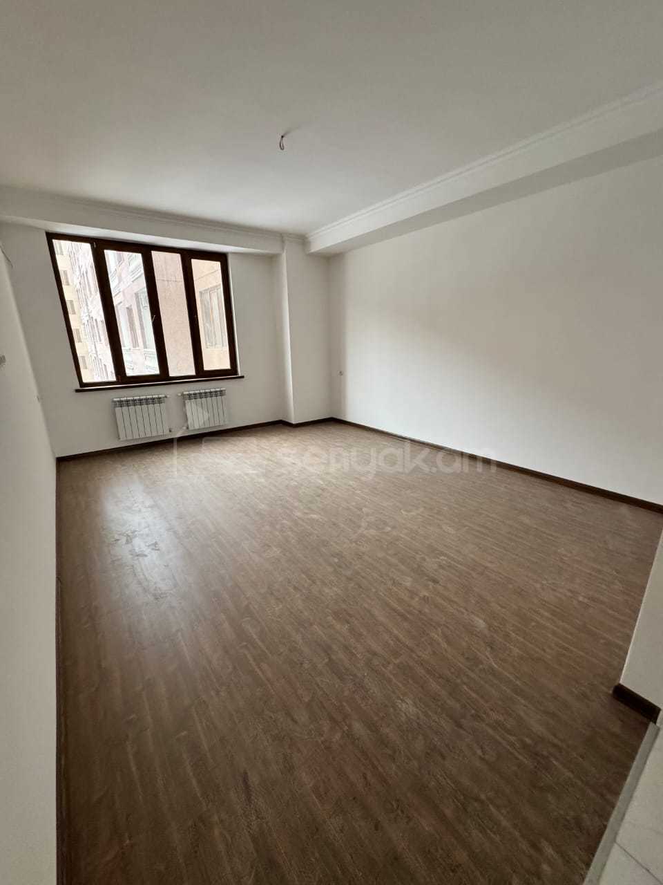 3 Սենյականոց Բնակարան Նորակառույցում, 102քմ, 4/8 հարկ, Կապիտալ Վերանորոգված