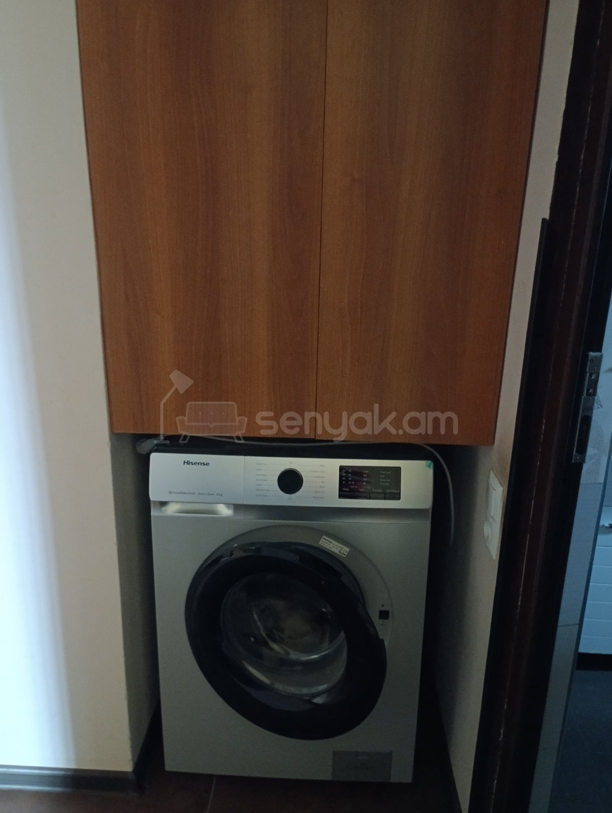 8 Սենյականոց Շքեղ Առանձնատուն, 300քմ, Ավտոտնակով