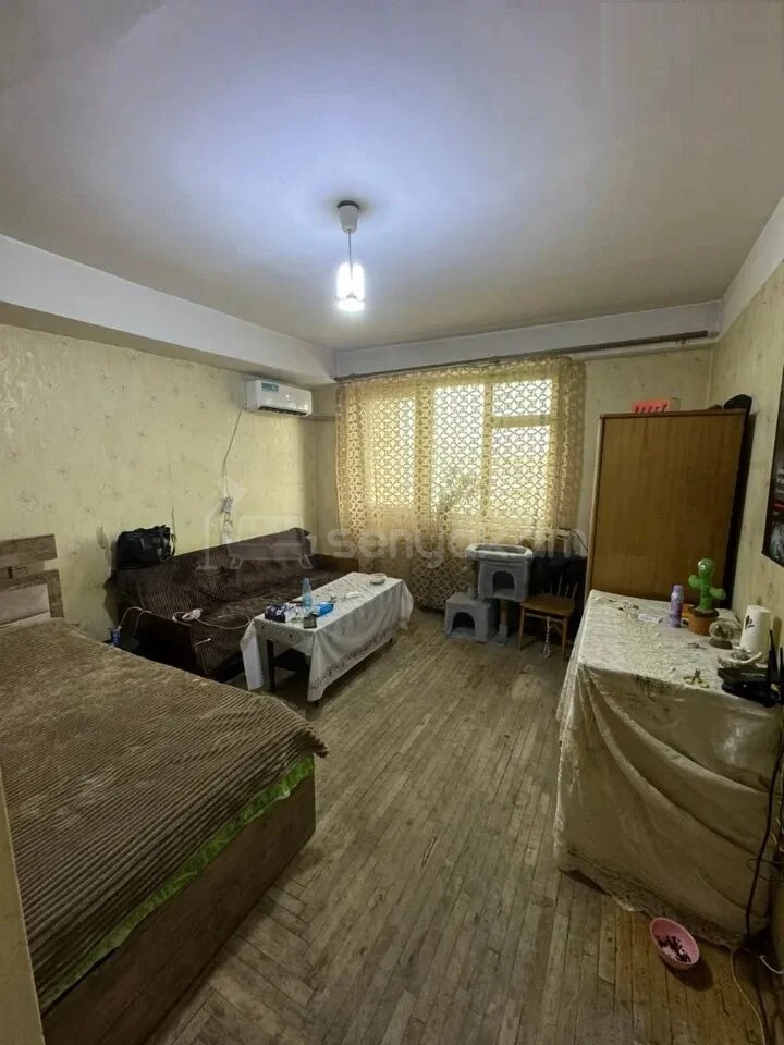 1 Սենյականոց Բնակարան, 41քմ, 9/9 հարկ, Պետական Վիճակում