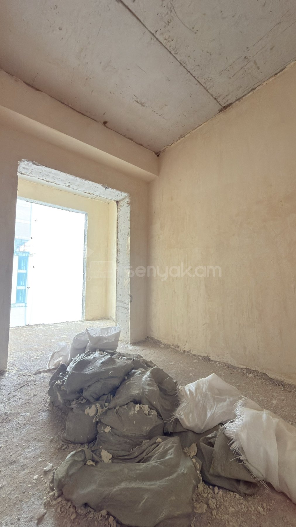 3 Սենյականոց Բնակարան Նորակառույցում, 78քմ, 12/22 հարկ, Զրոյական Վիճակում