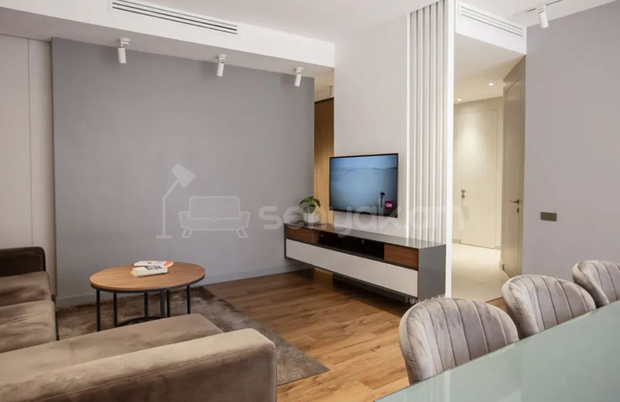 3 Սենյականոց Բնակարան, 92քմ, 6/16 հարկ, Դիզայներական Վերանորոգված, Կահավորված, Արևկող