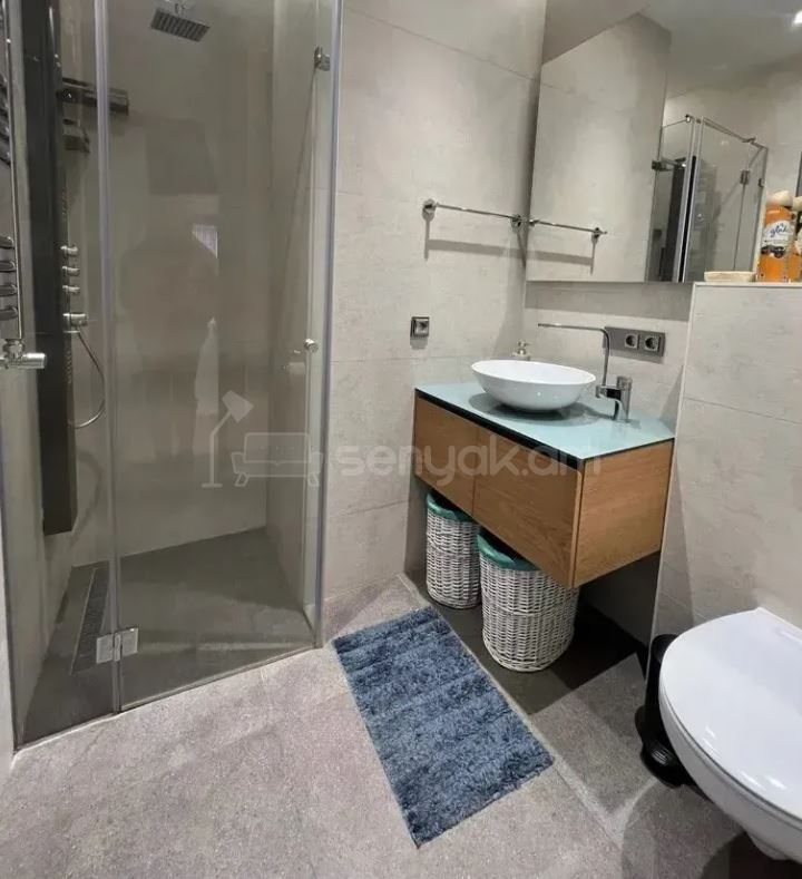 3 Սենյականոց Բնակարան, 92քմ, 6/16 հարկ, Դիզայներական Վերանորոգված, Կահավորված, Արևկող