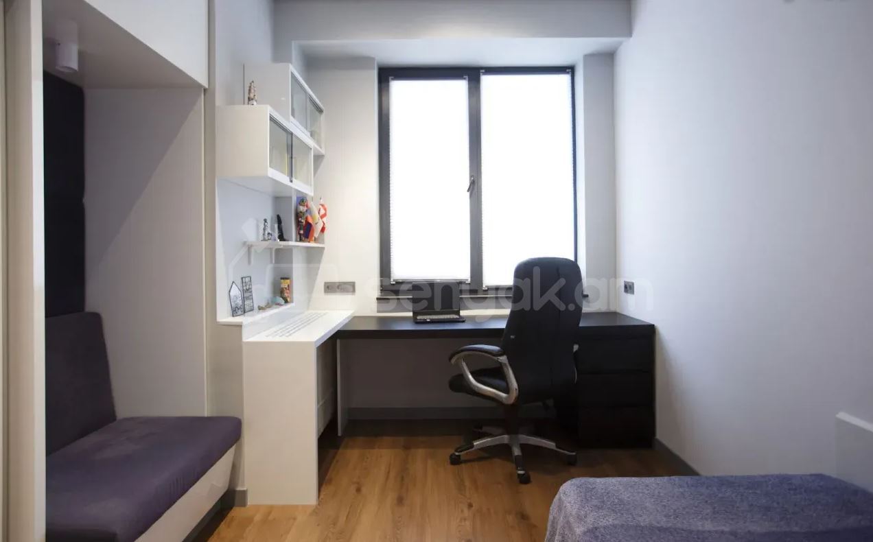 3 Սենյականոց Բնակարան, 92քմ, 6/16 հարկ, Դիզայներական Վերանորոգված, Կահավորված, Արևկող