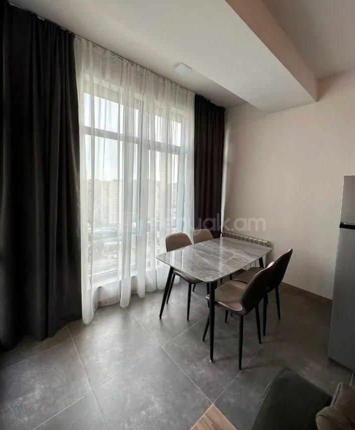 2 Սենյականոց Բնակարան Նորակառույցում, 46քմ, 14/16 հարկ, Դիզայներական Վերանորոգված, Կահավորված, Արևկող